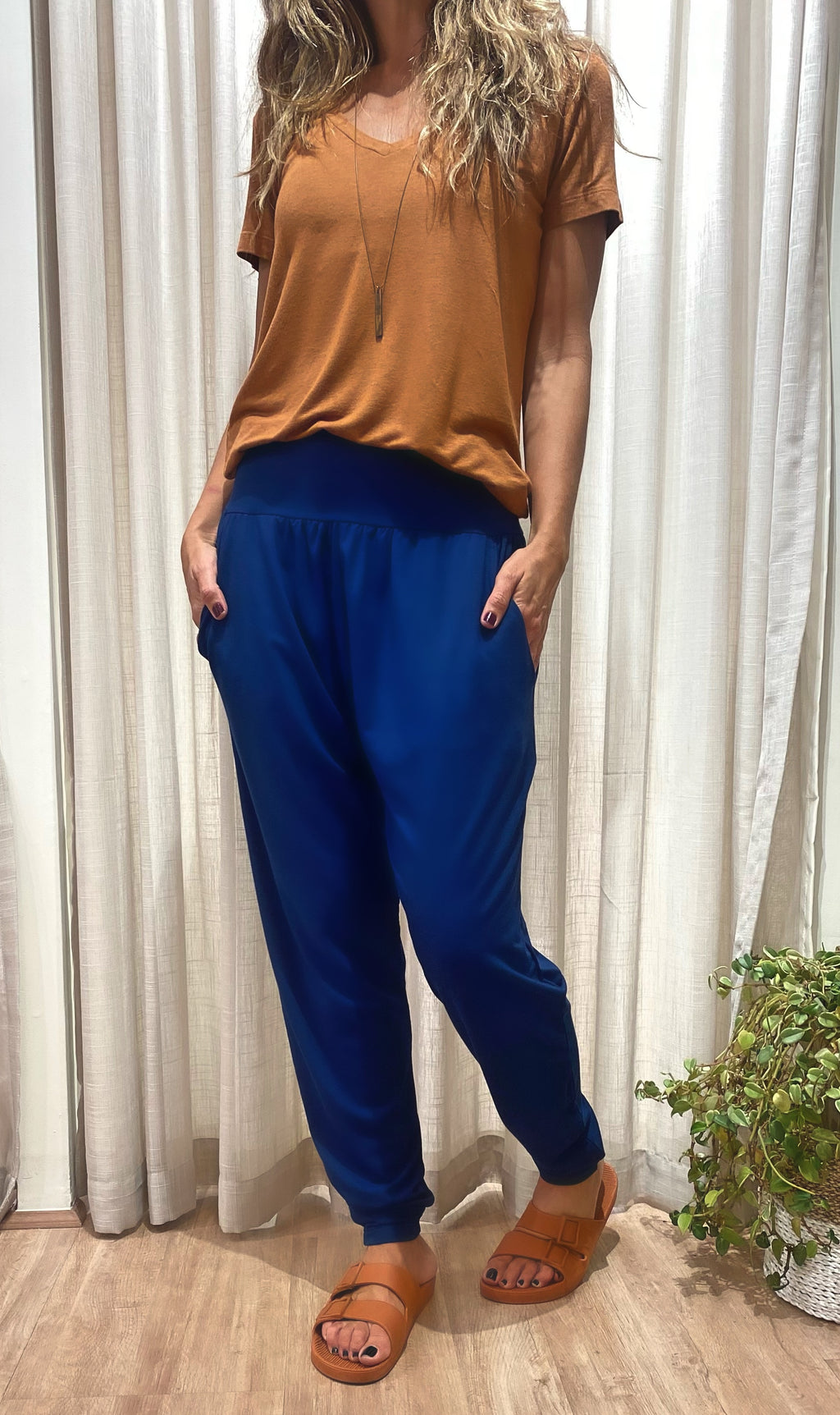 Calça Cenoura Básica