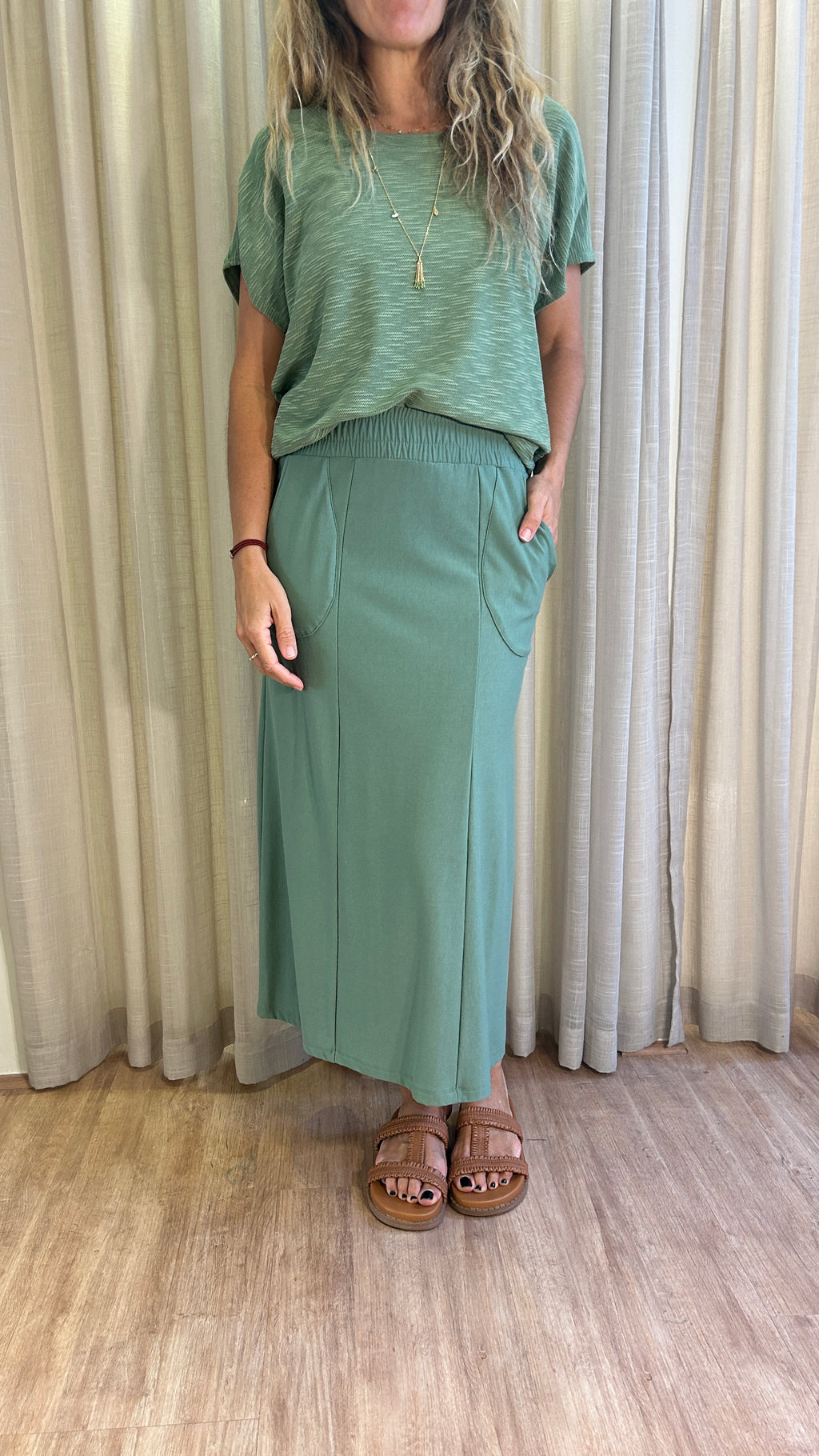 Saia Recortes Moletinho Basico