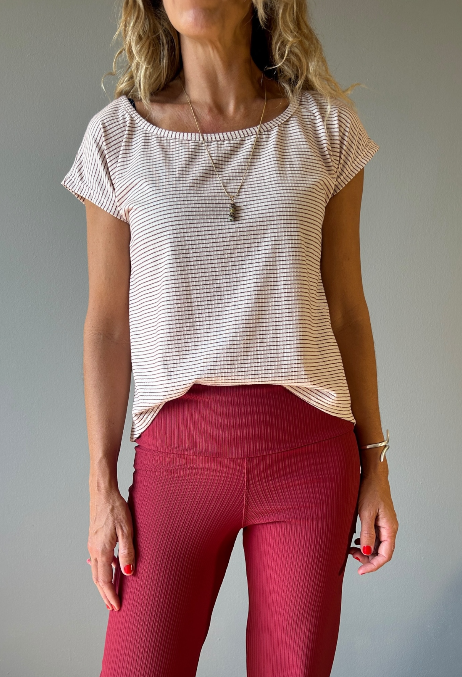 CAMISETA RAVI LISTRINHAS