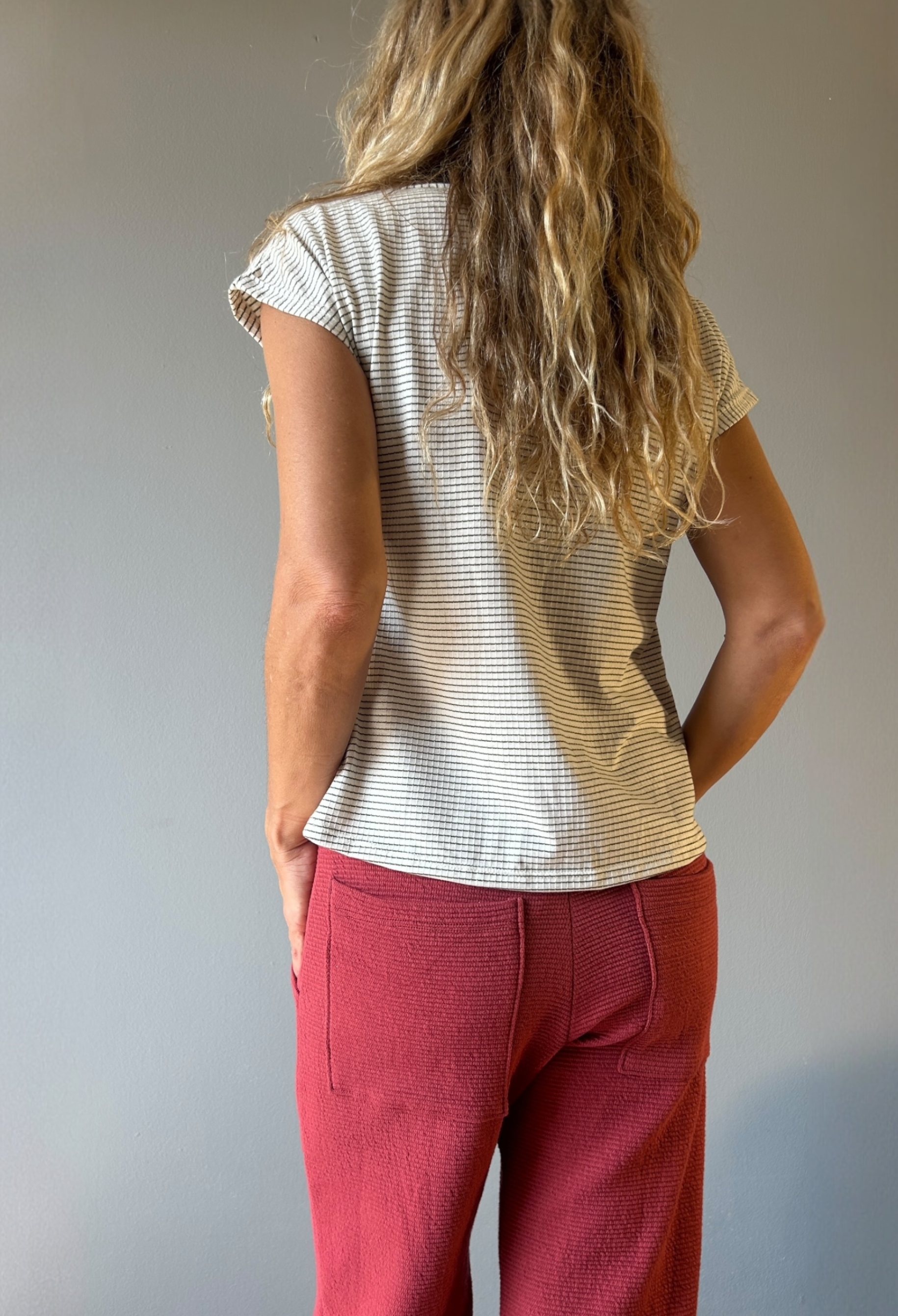 CAMISETA RAVI LISTRINHAS