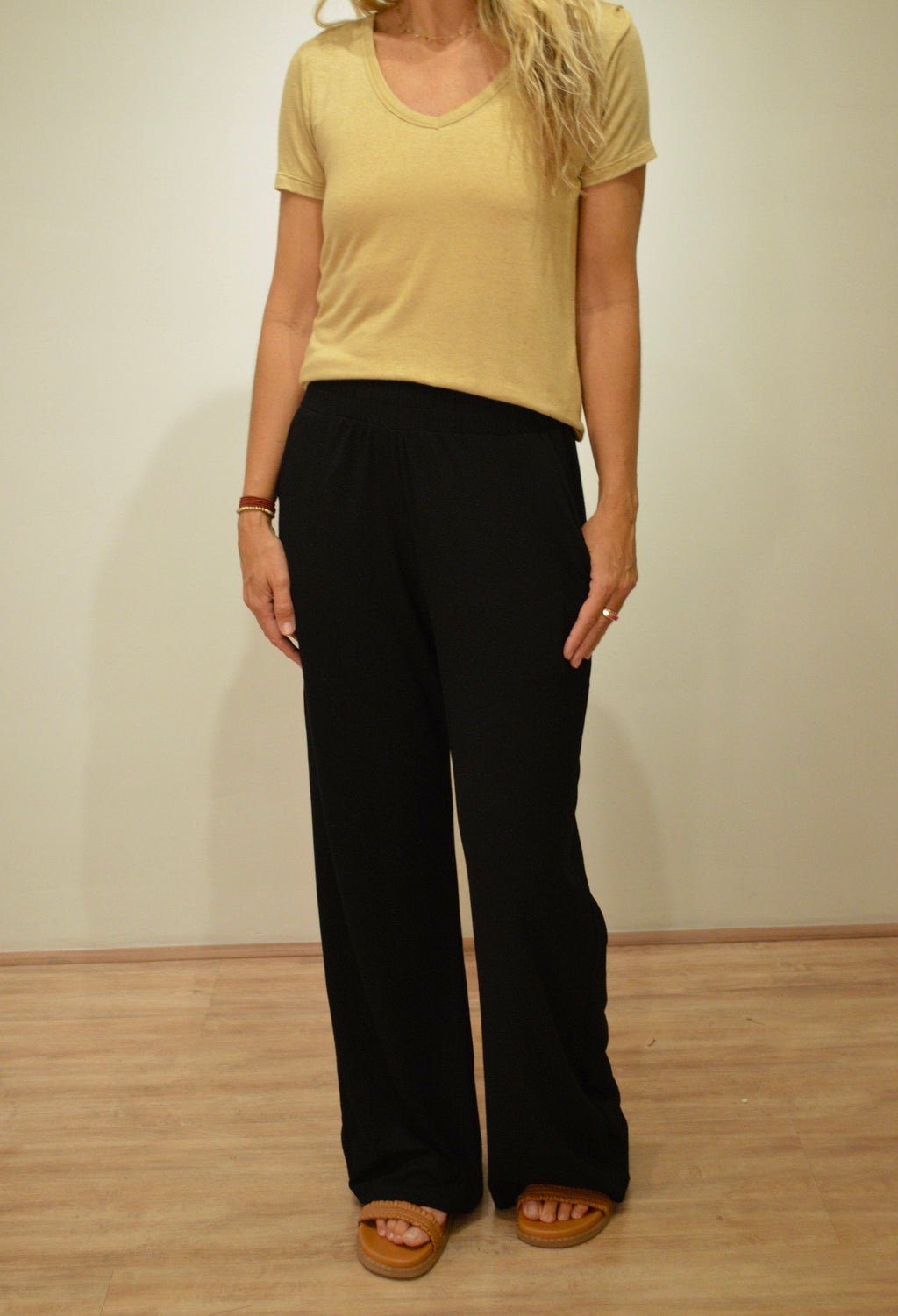 Camiseta Decote V New Viscolinho