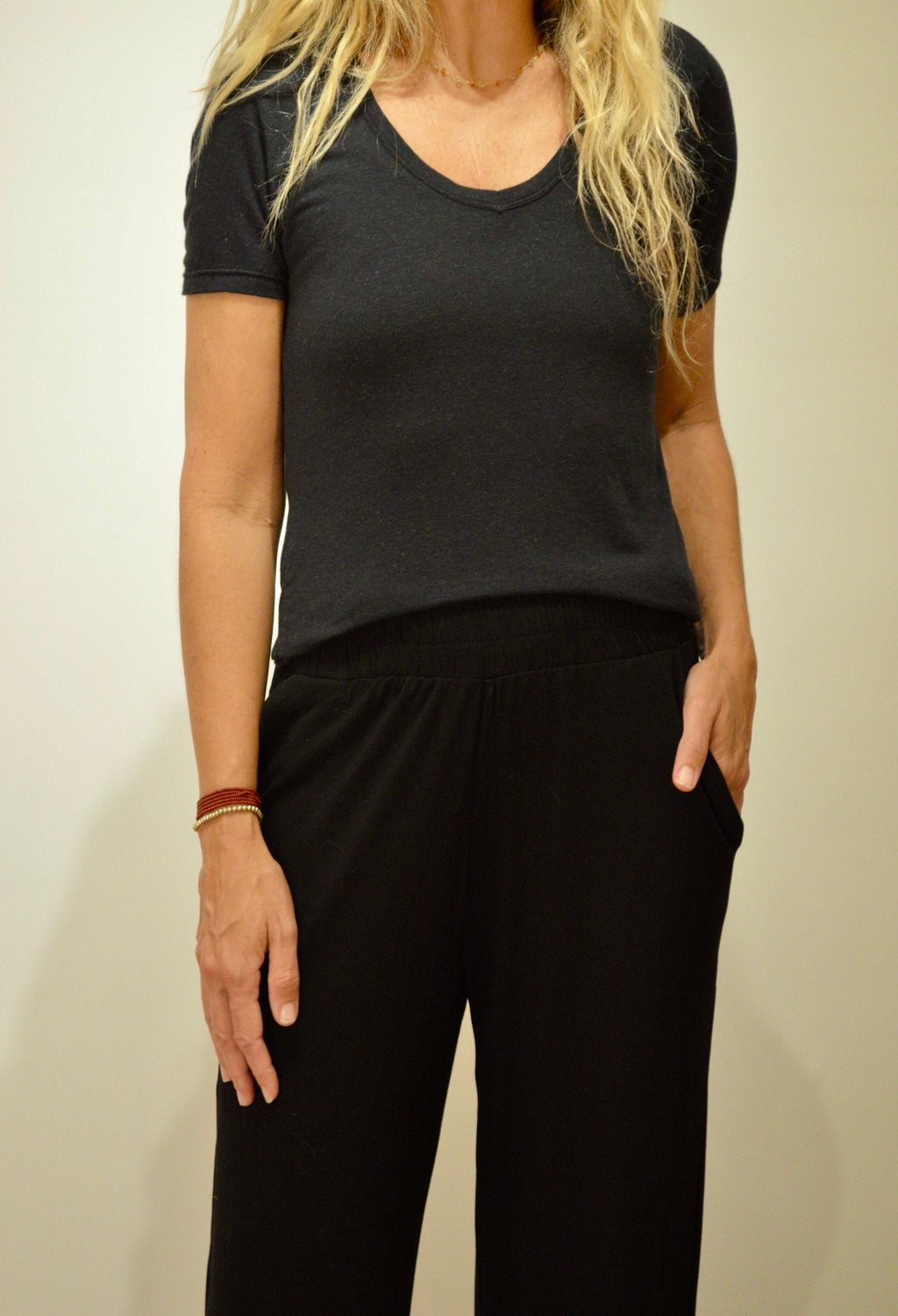 Camiseta Decote V New Viscolinho