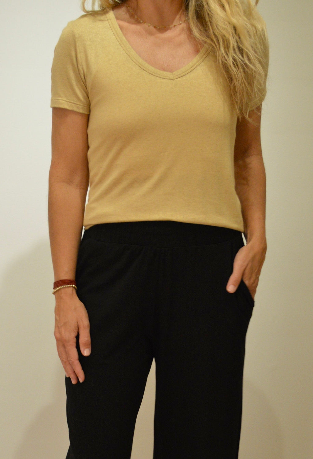 Camiseta Decote V New Viscolinho