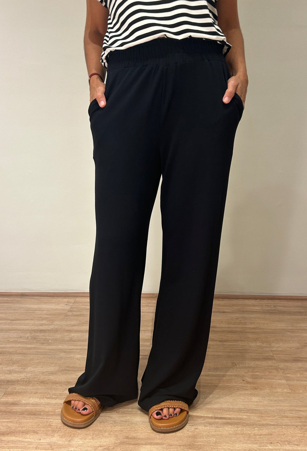 Pantalona Reta Básica
