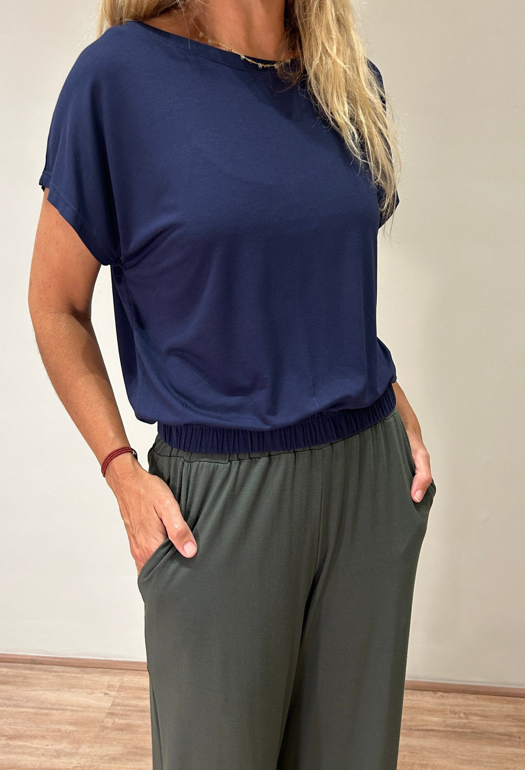 Camiseta Colete Curto Básico