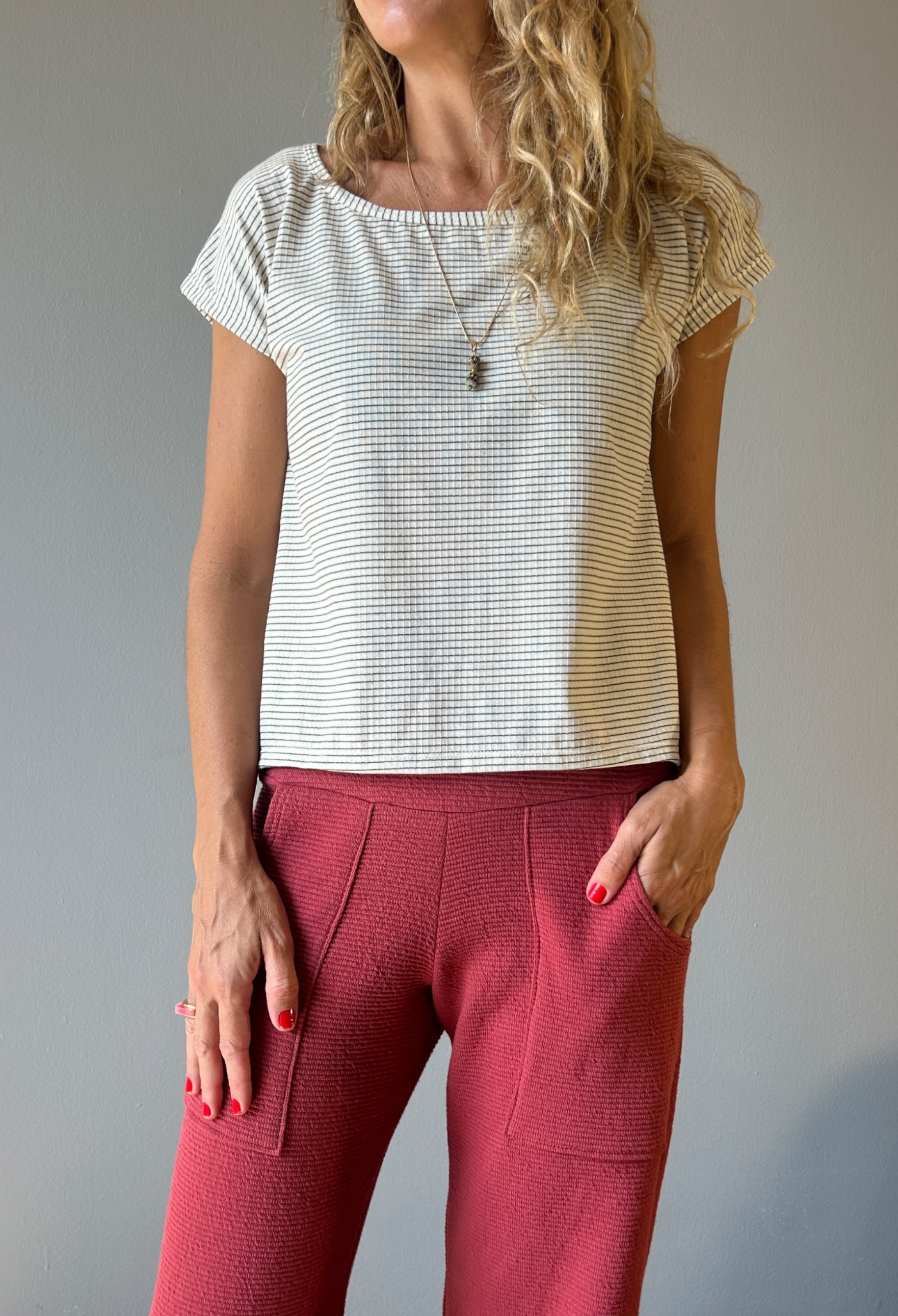 CAMISETA RAVI LISTRINHAS