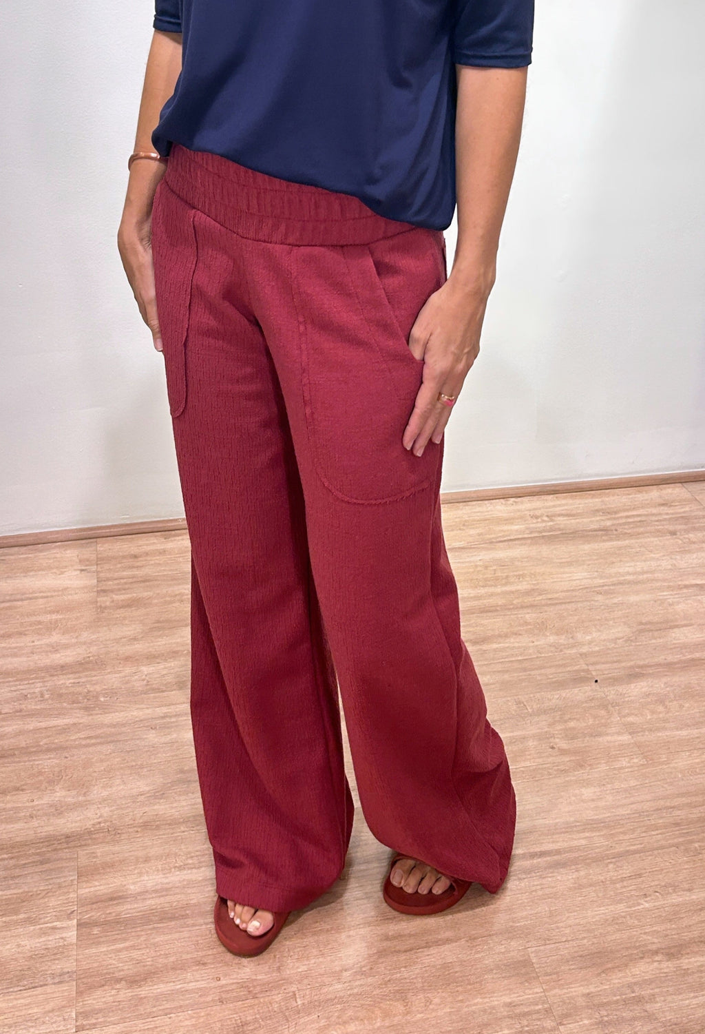 Calça Bolsos Crispy