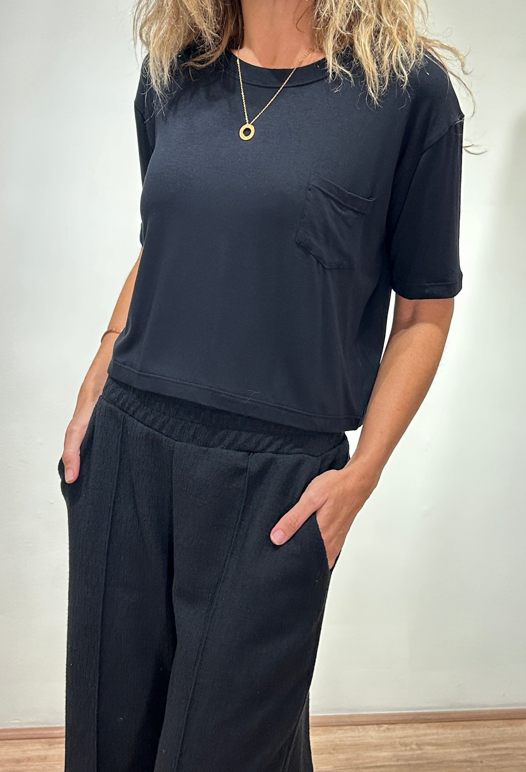 Cropped Bolso Básica